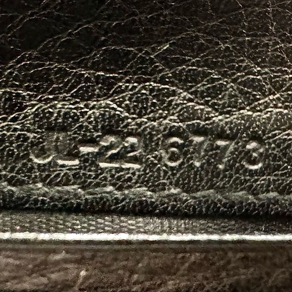 Salvatore Ferragamo Flap Long Wallet - Picture 7 of 10